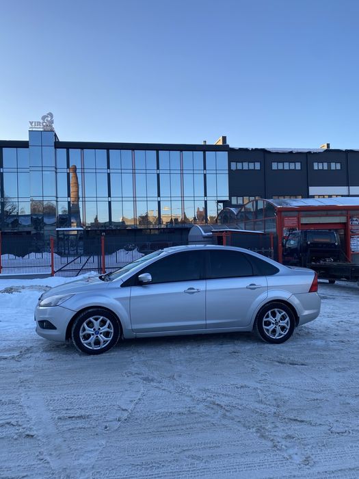 Ford Focus 2 2010 1.6 бенз