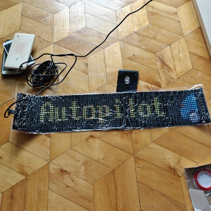 Panel LED na reklamę