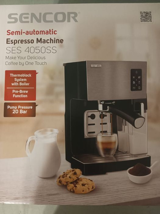 Ekspres Ciśnieniowy Sencor SES 4050SS

Moc: 1 450 W
Kolor: Srebrny/Cza