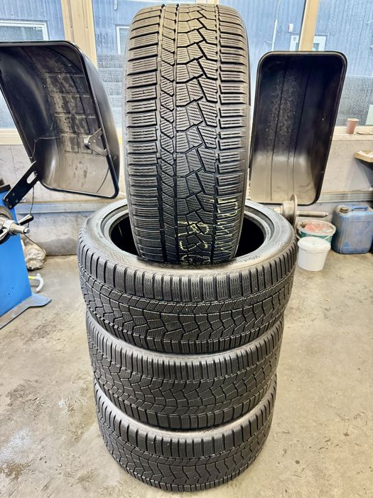 275/40/21 и 305/35/21 continental (зима) 4шт