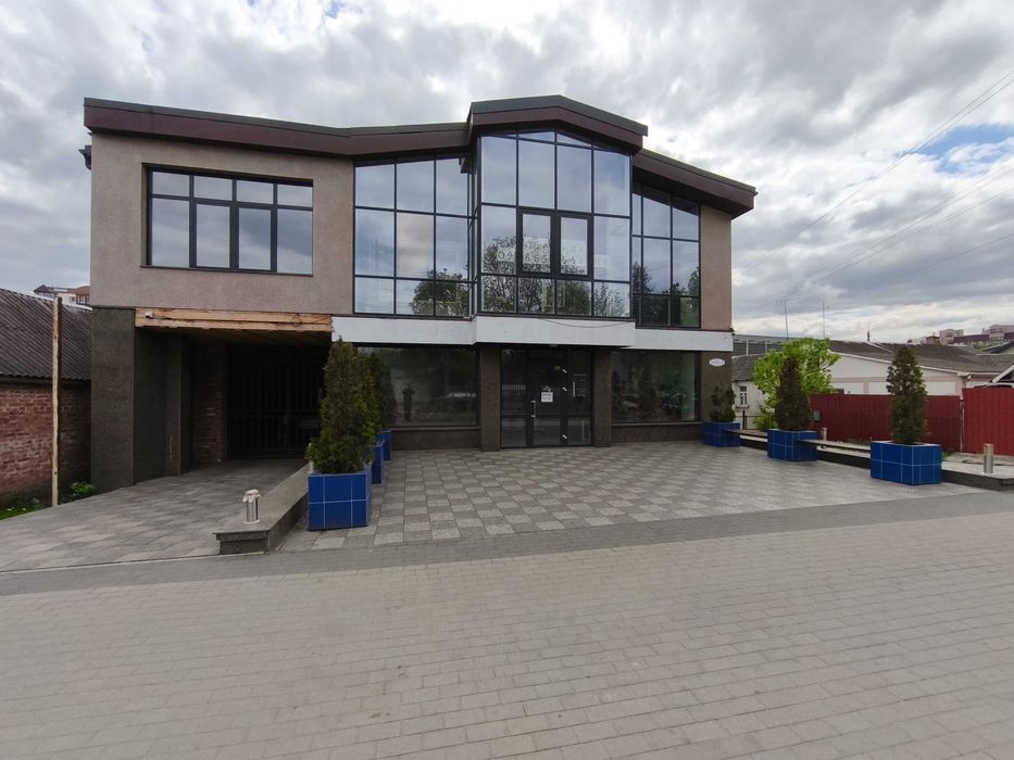 Продаж комерційне приміщення, окрема будівля, Центр, вул.Староміська