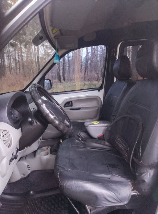 Продам Нісан Кубістар