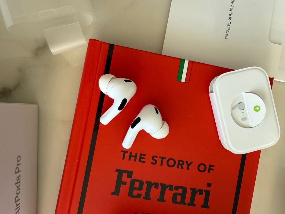 AirPods PRO 2 with box invoice cable earbuds like new caixa cabo Apple