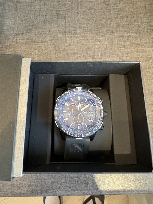 Citizen Promaster Sky CB5006-02L Eco-Drive Radio Controlled Sapphire WR200 – komplet