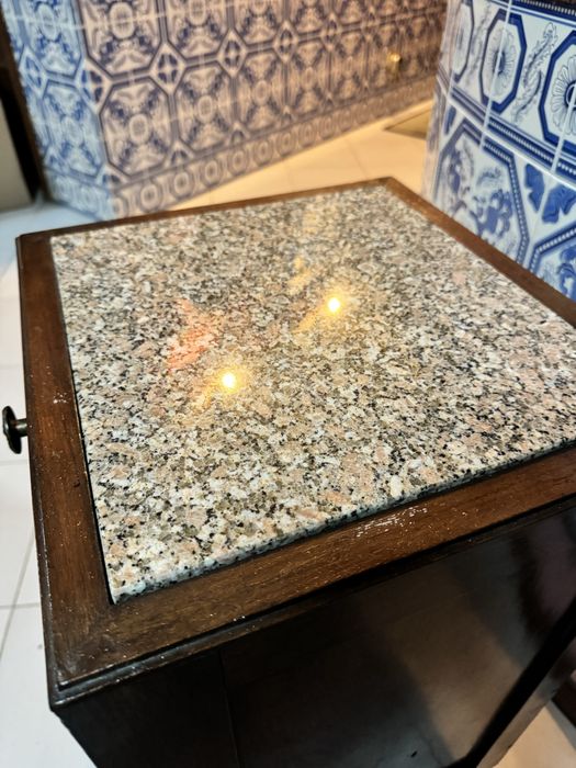 Mesinha Cabeceira Vintage