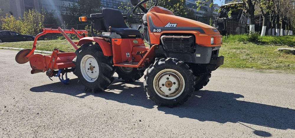 kubota 30 - купити сільгосптехніку - Ціна на OLX.ua