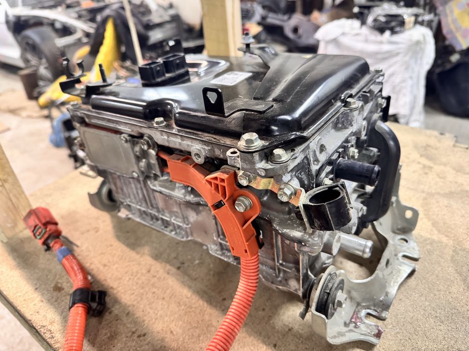 Инвертор тока гибридный Toyota Camry 80 XV80 2024-