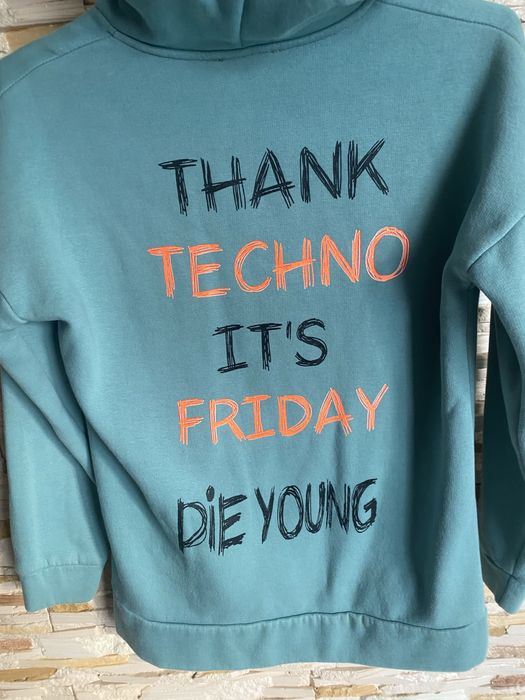 Тепле худі для дівчинки.