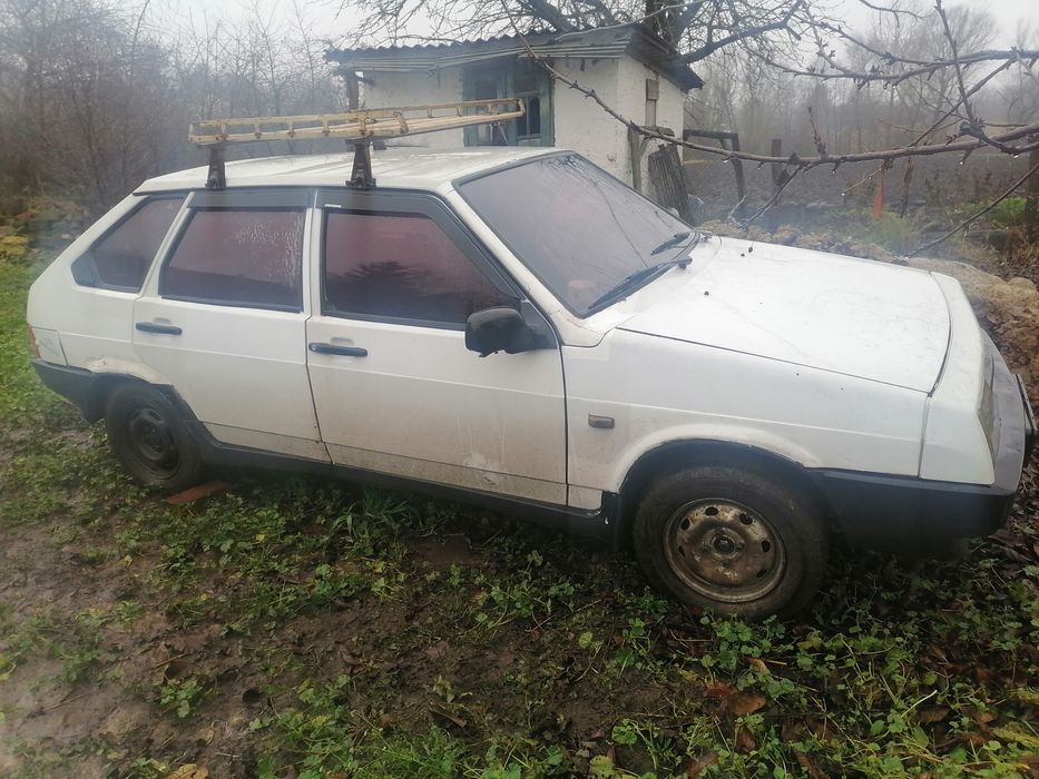 Продам  ВАЗ 2109 цілою або на запчастини