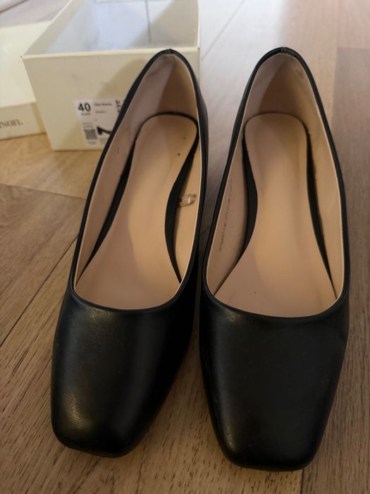 Czółenka czarne Clara barson
