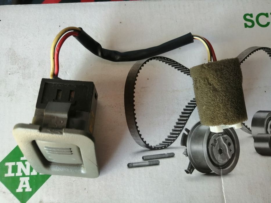 Кнопка багажника  Evanda