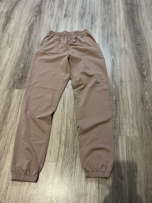 Штани, джинси, спортивні штани, комбінезони. Від 100-200 грн