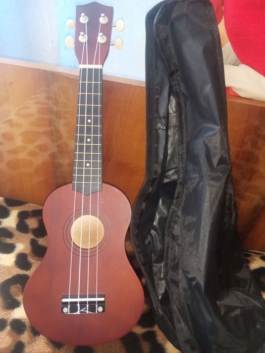 Укулеле сопрано з чохлом