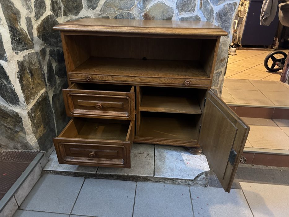 Dębowa szafka RTV / komoda vintage – solidne drewno, 90×80×40 cm