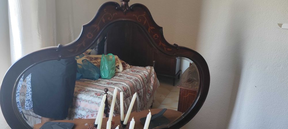 Mobília de quarto estilo Dona Maria