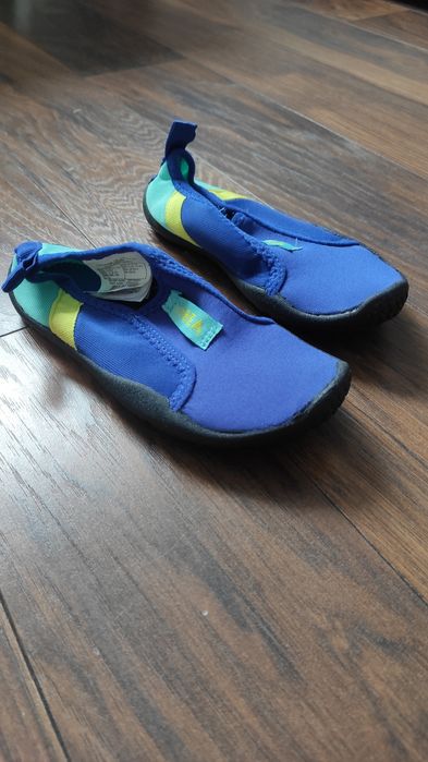 Buty na basen rozmiar 28/29