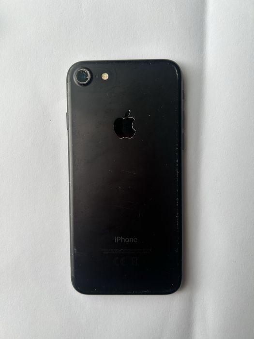 iPhone 7 32GB Black Акумулятор 77%