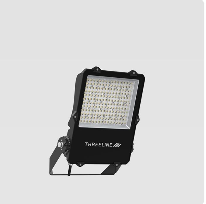 Projetor 100W novo