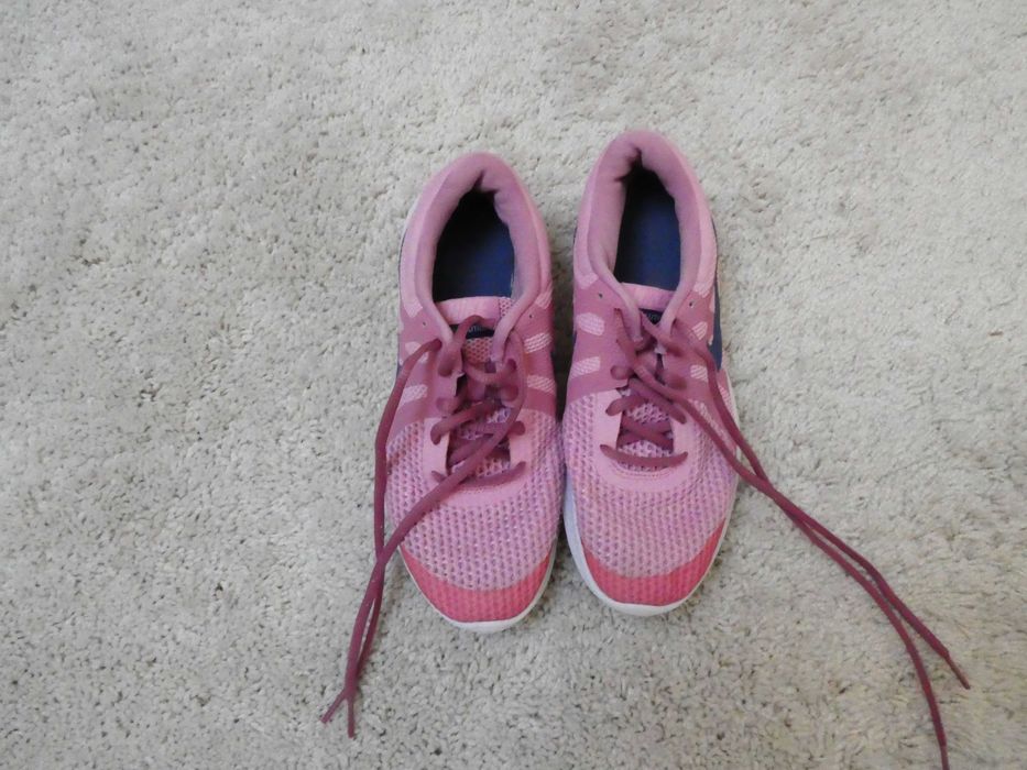 buty Nike r. 37,5