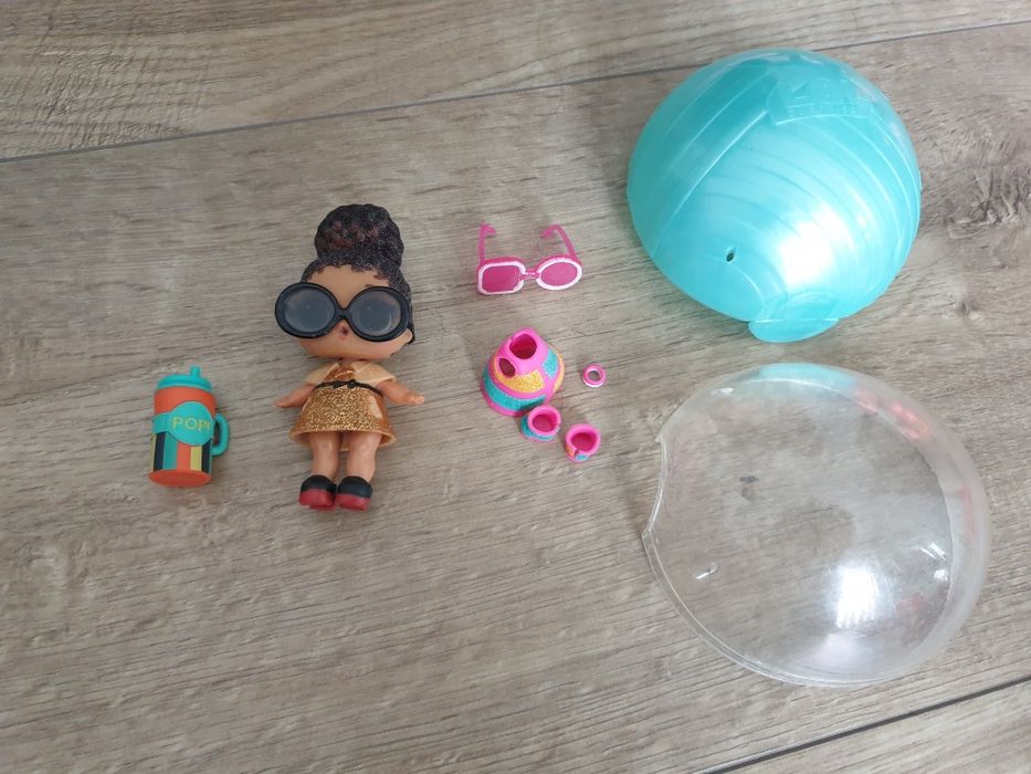 Laleczka LOL z akcesoriami