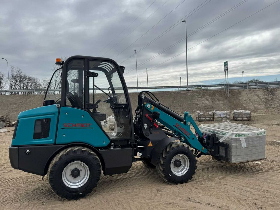 Ładowarka Przegubowa Schmidt 3650A Silnik Kubota 2800 kg Waga 2000 kg Moc podnoszenia! Nowa 2026r.