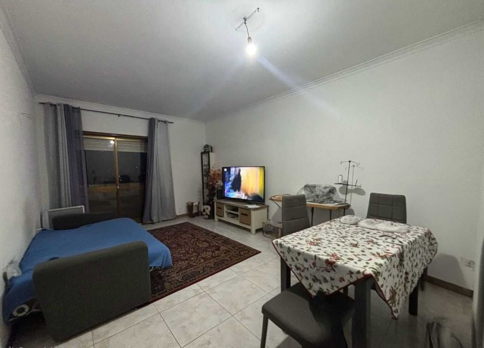 Alugo apartamento t2 chaves