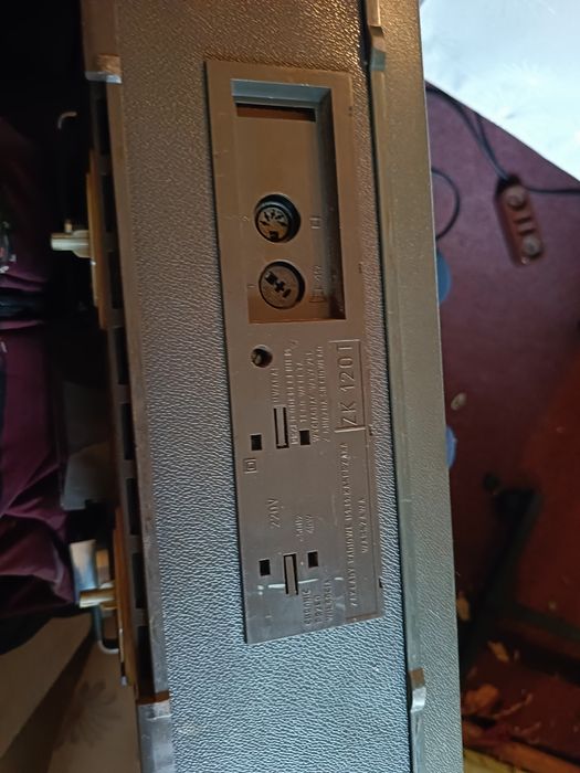 Magnetofon szpulowy UNITRA zrk
