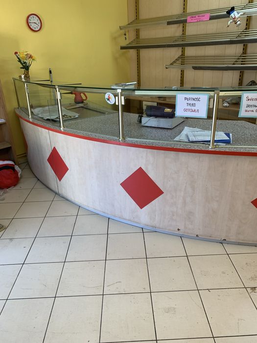 Oddam za 10 zlotych komplet lady sklepowej