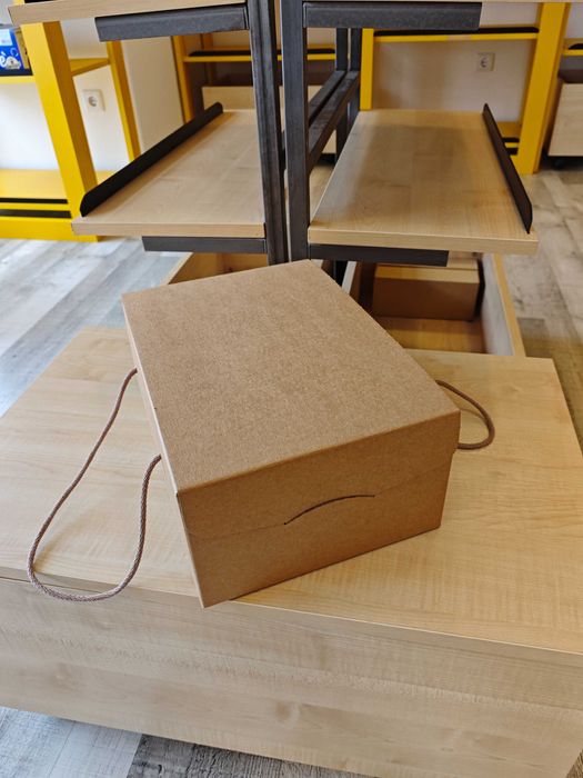 Caixas de cartão para cabaz (32unidades)