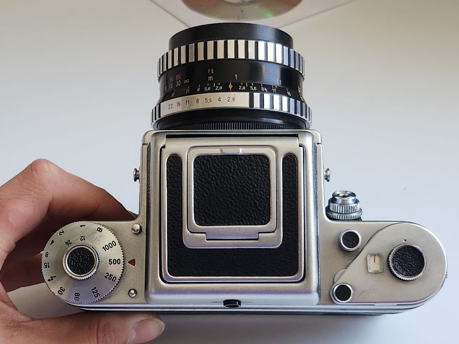 Pentacon six tl, aparat analogowy.