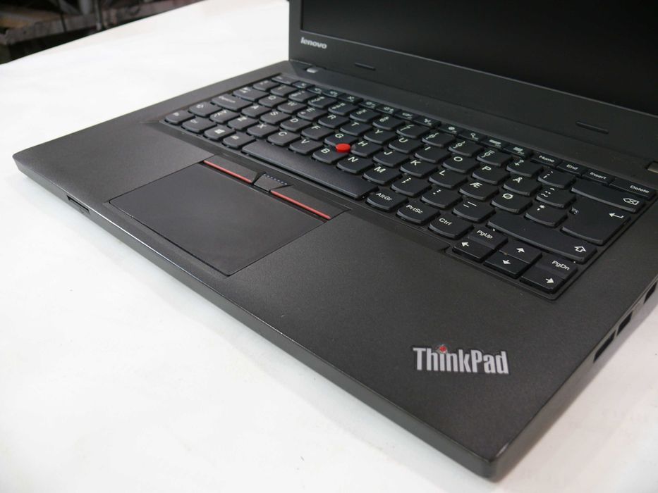 LENOVO L450, SSD256/8g ram, Core i5-4300U , bat. 71,4%.