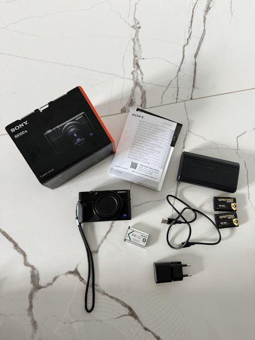 sony rx100 vii - купити цифрові фотокамери - Ціна на OLX.ua