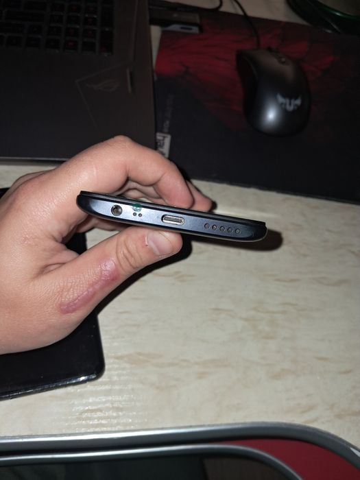 Телефон Redmi 8A