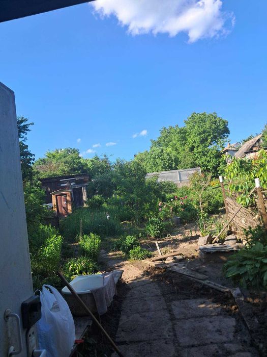 Продам частину будинку на П'ятничанах 0962