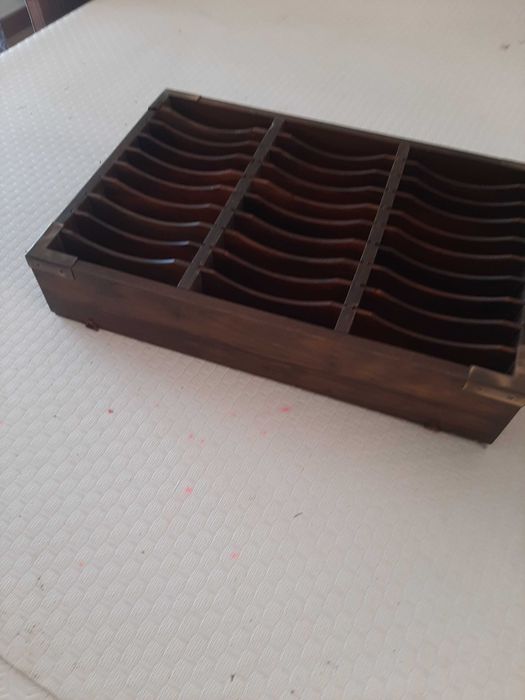 Arquivador de cd, dvs, cassetes, etc