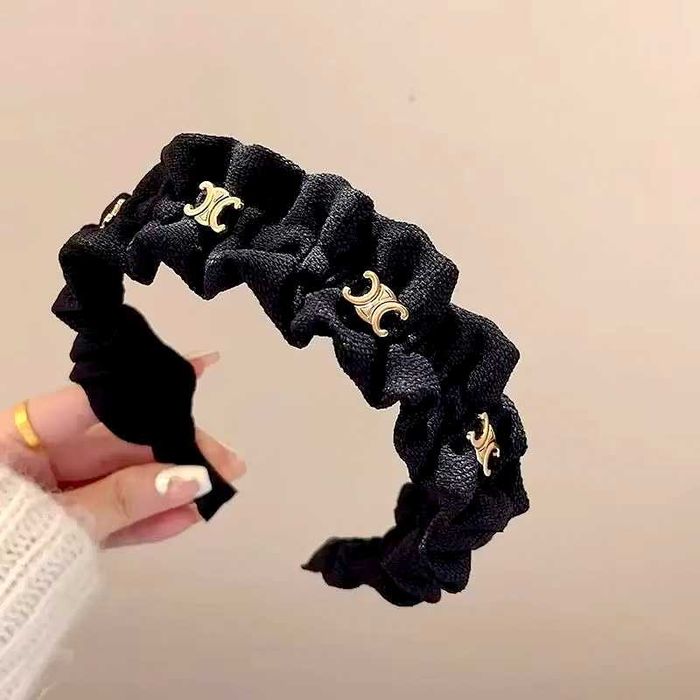 Opaska na włosy nowa czarna ze złotymi logo Celin