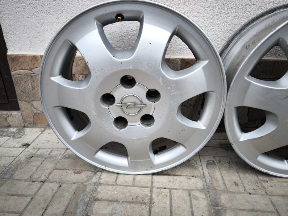 Продам диски Opel Vectra B (6j R16 5x110 dia 65,1)