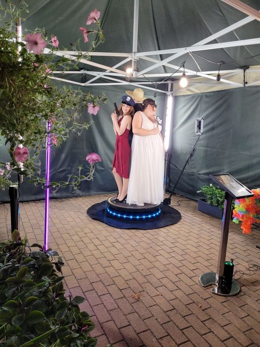 FOTOBUDKA360 | karnawał | wesele | urodziny | 18-stka | zabawa