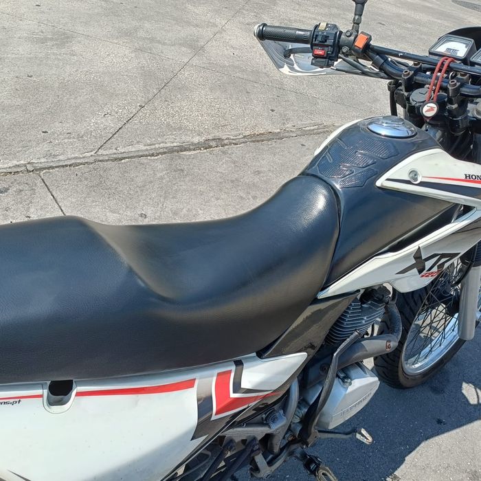 Honda XR 125cc impecável