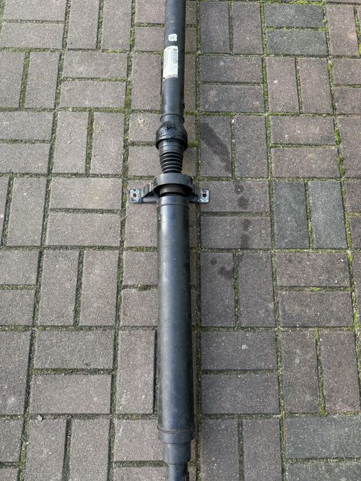 Wał napędowy dodge challenger