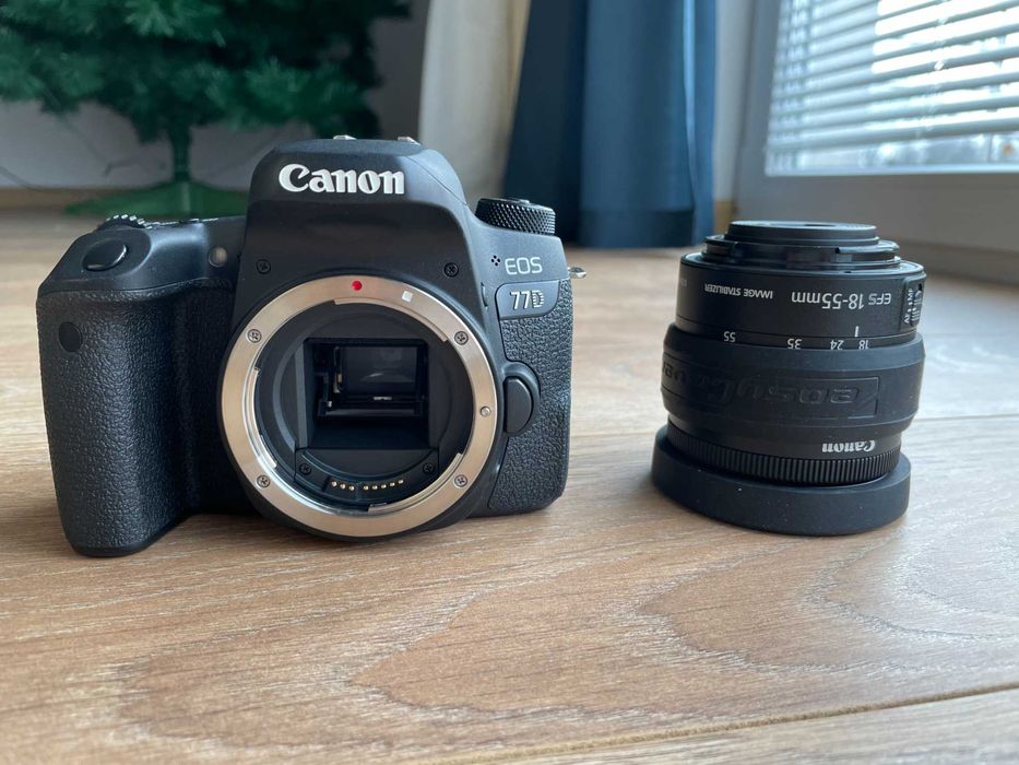 DSLR Canon 77D + Lense 18-55mm