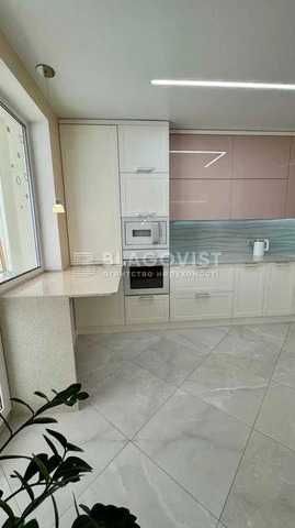 Метрологічна 54, якісний ремонт, 3-кімн.квартира