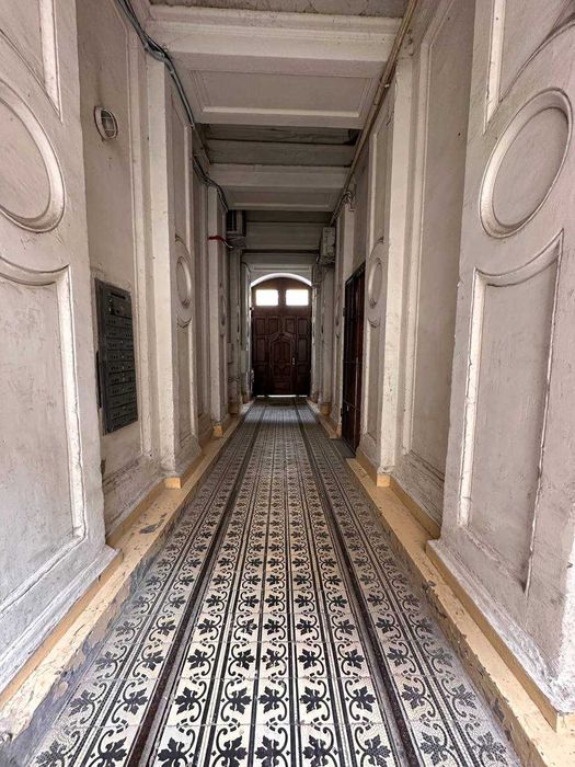 Продаж приміщення в центрі міста