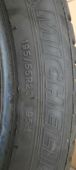 Pneu Michelin  bom estado