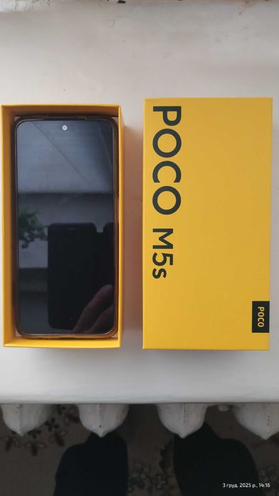 Смартфон POCO M5s