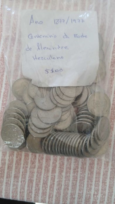 Moedas de coleção muito antigas
