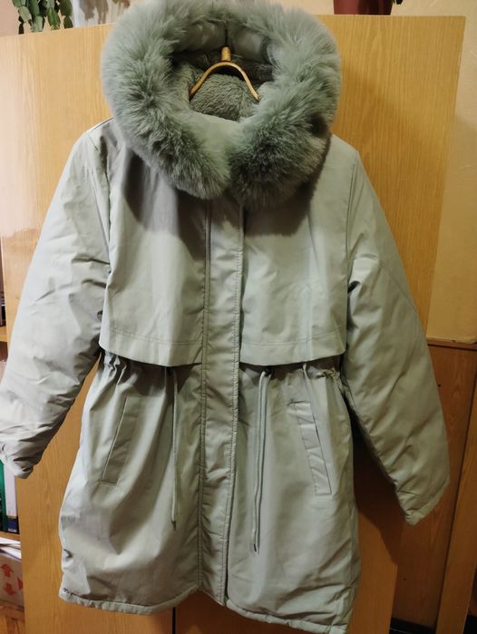 Продам зимову парку