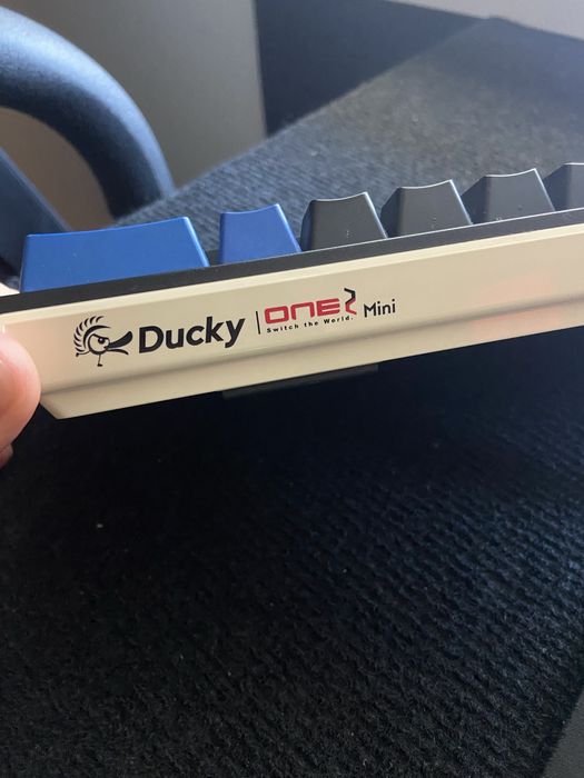 Teclado ducky one mini