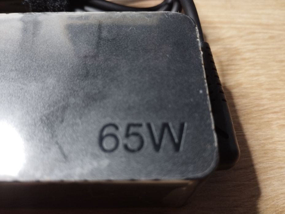 Зарядное устройство Lenovo USB Type-c 65вт. Новое.