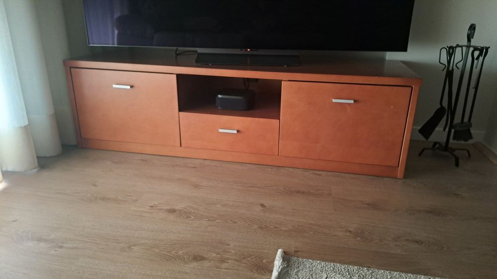 Vendo Móvel TV em cerejeira